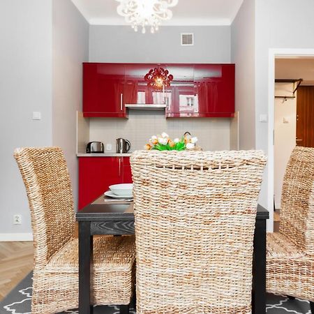 Stars Apartaments City Center By Noclegi Renters Varsovia Exterior foto