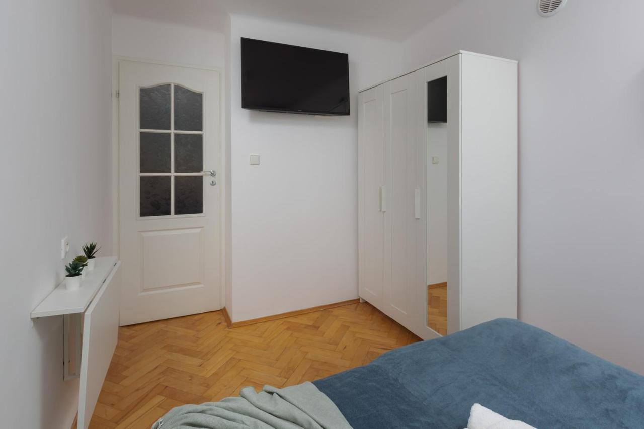 Stars Apartaments City Center By Noclegi Renters Varsovia Exterior foto