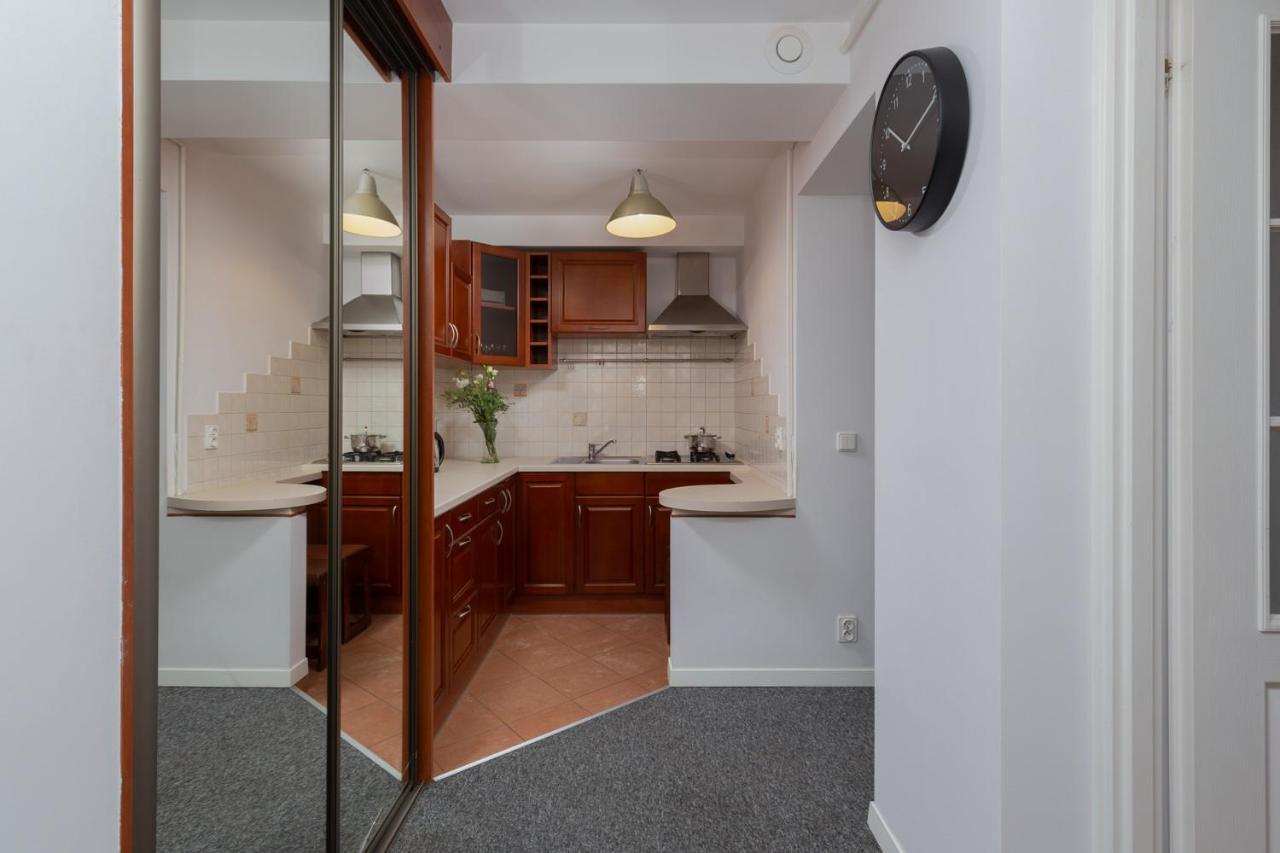 Stars Apartaments City Center By Noclegi Renters Varsovia Exterior foto