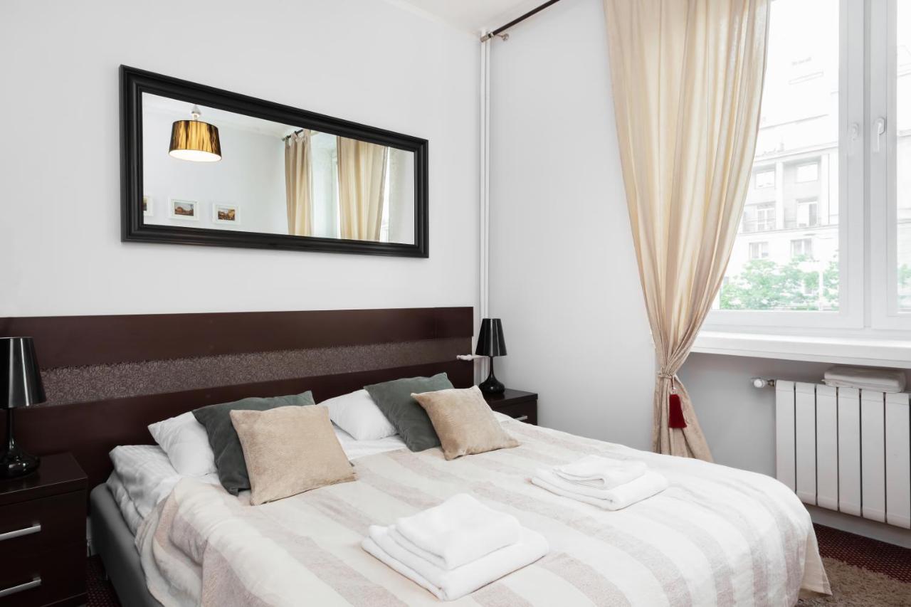 Stars Apartaments City Center By Noclegi Renters Varsovia Exterior foto