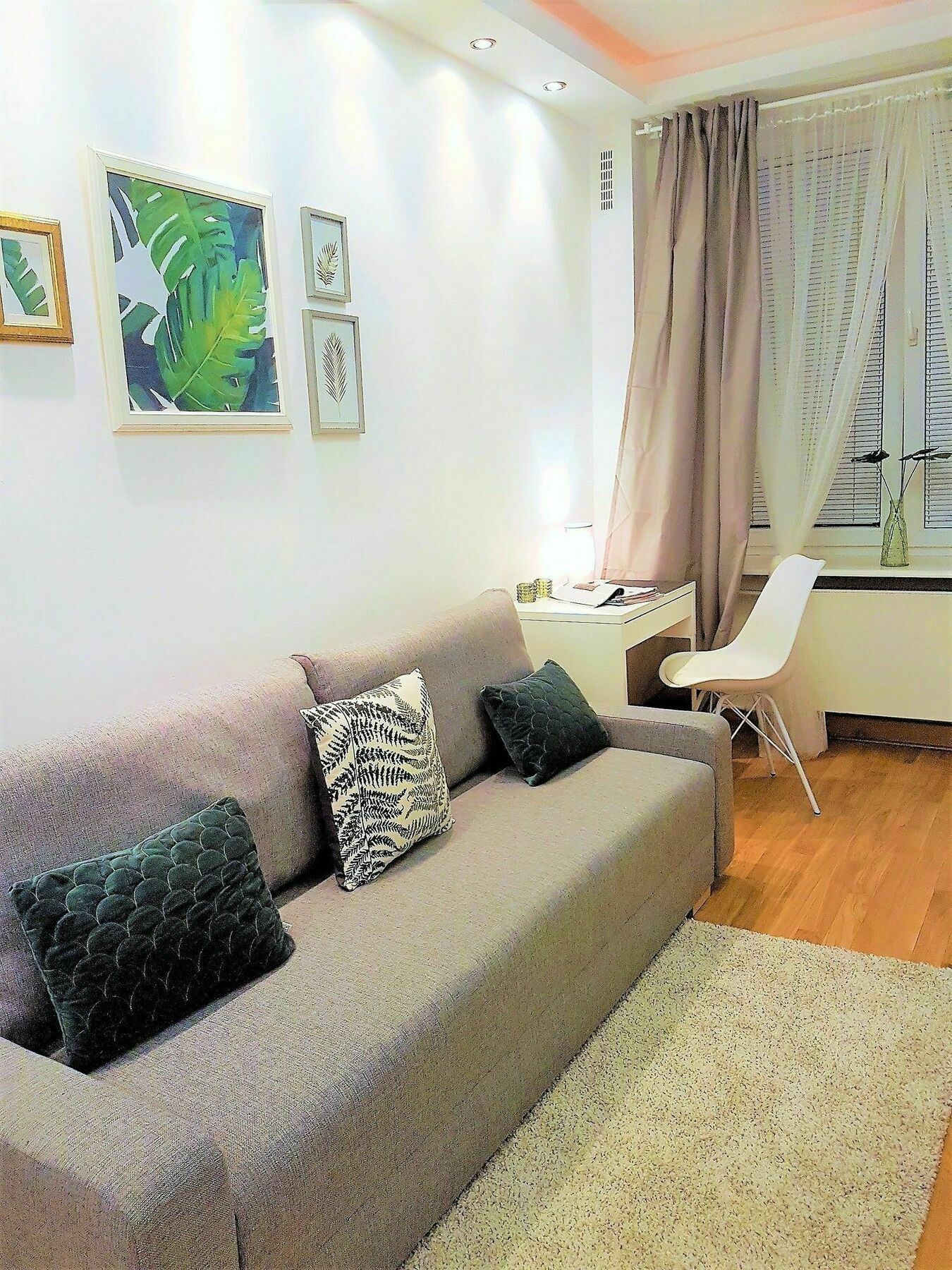 Stars Apartaments City Center By Noclegi Renters Varsovia Exterior foto